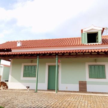 José Pedro - Pintor de construção civil - Castelo Branco - Reparação de Cortinas