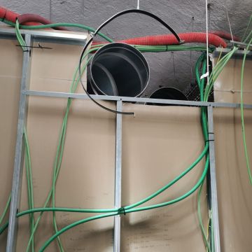 N M Redes Estruturadas e eletricidade - Sobral de Monte Agraço - Installation des Sicherungs- oder Verteilerkastens