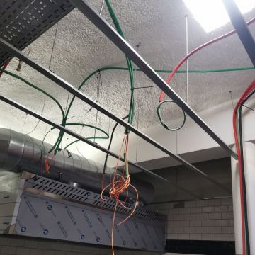 N M Redes Estruturadas e eletricidade - Sobral de Monte Agraço - Installation eines Stromgenerators
