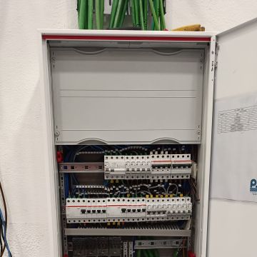 V e A elétrica - Sintra - Problemas Elétricos e de Cabos
