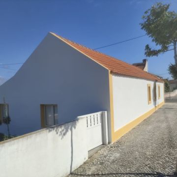 Construções J y C - Estarreja - Beton- oder Estrichfußbodenbelag
