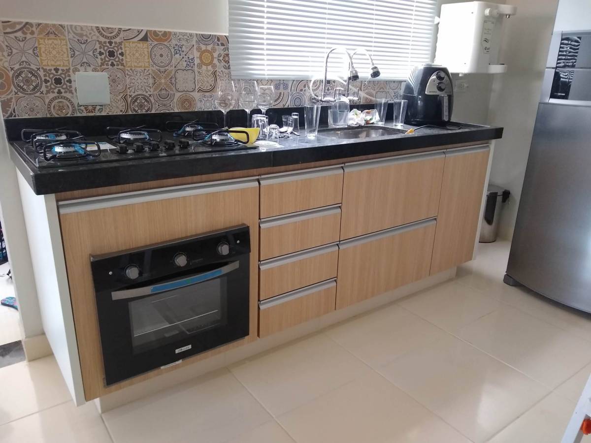 Jr carpinteiro - Amares - Schrank umbauen