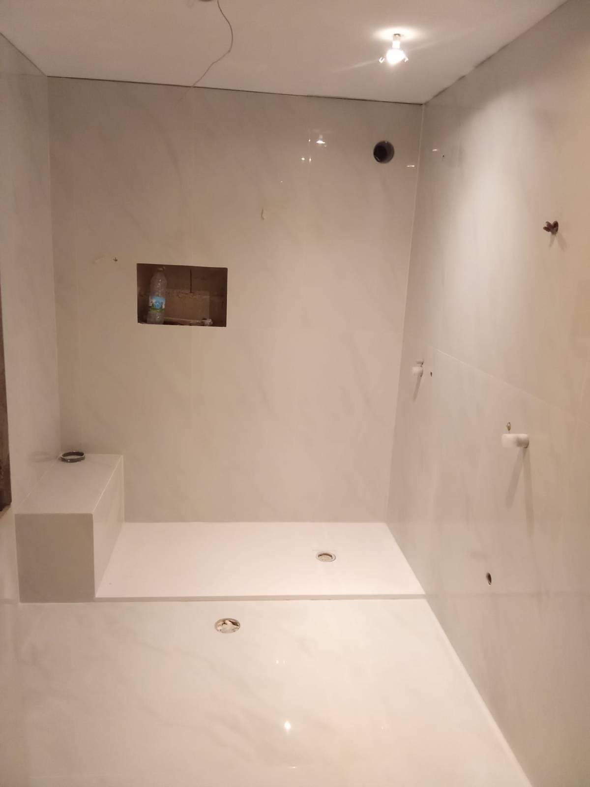Letícia - Guimarães - Siding Installation, Repair, or Removal