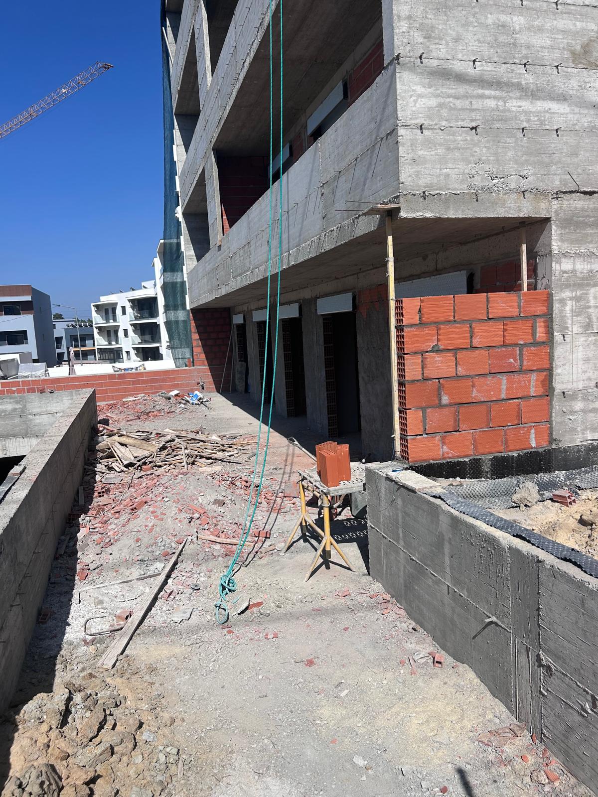 SBDC ENGENHARIA E CONSTRUÇÃO LDA - Setúbal - Reparação ou Substituição de Pavimento Vinílico ou Linóleo