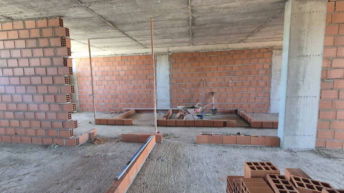 SBDC ENGENHARIA E CONSTRUÇÃO LDA - Setúbal - Montagem de Mesa de Bilhar