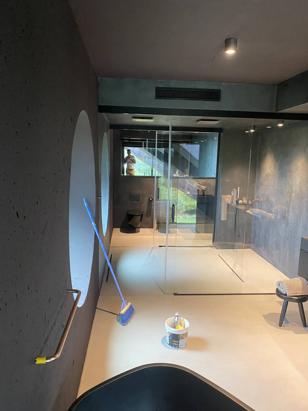Jhone - Faro - Instalação de Jacuzzi e Spa