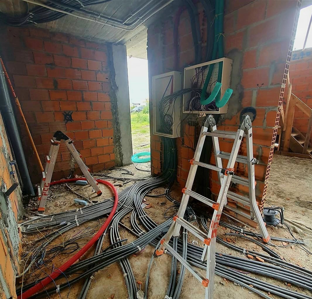 SBDC ENGENHARIA E CONSTRUÇÃO LDA - Setúbal - Limpa-neves (Residencial)