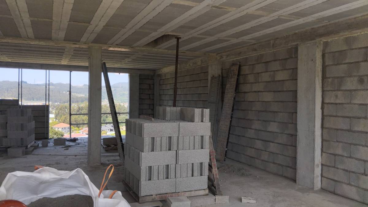 Juvenildo Cavalcante - Caldas da Rainha - Remodelação de Sótão