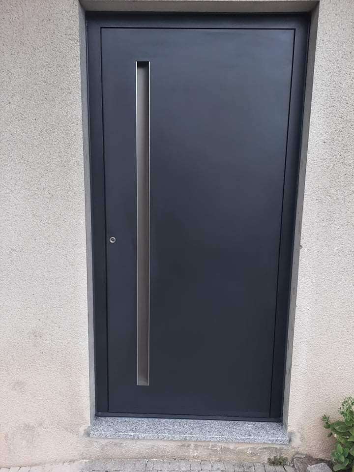 Quaresma - Paços de Ferreira - Pet Door Installation