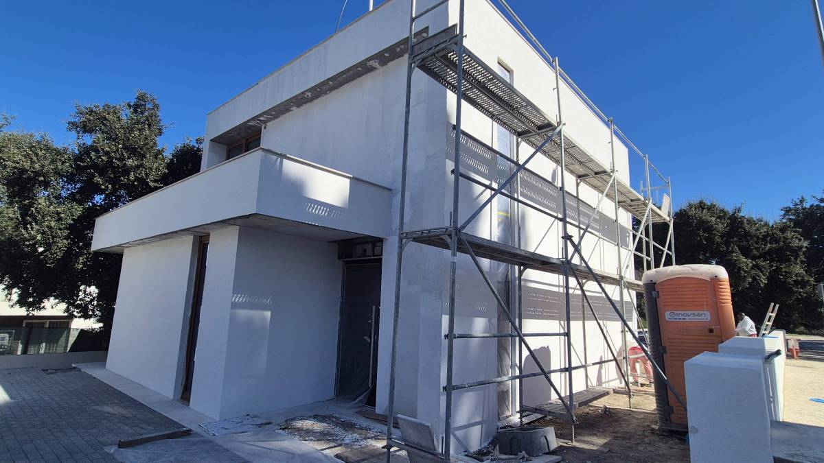 SBDC ENGENHARIA E CONSTRUÇÃO LDA - Setúbal - Montagem de Berço