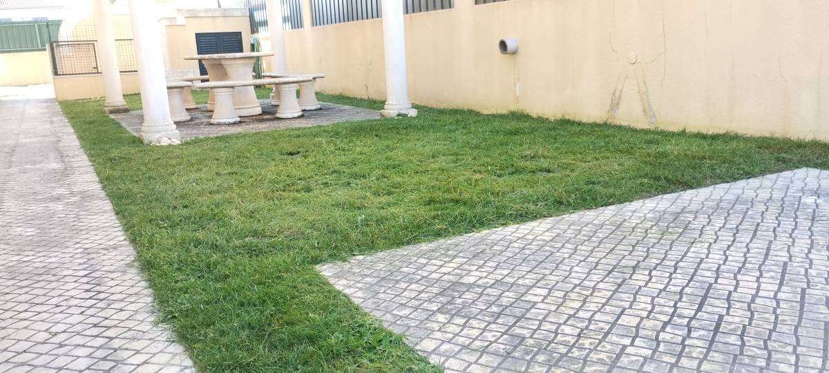 Eli Ricardo - Palmela - Lawn Mowing and Trimming