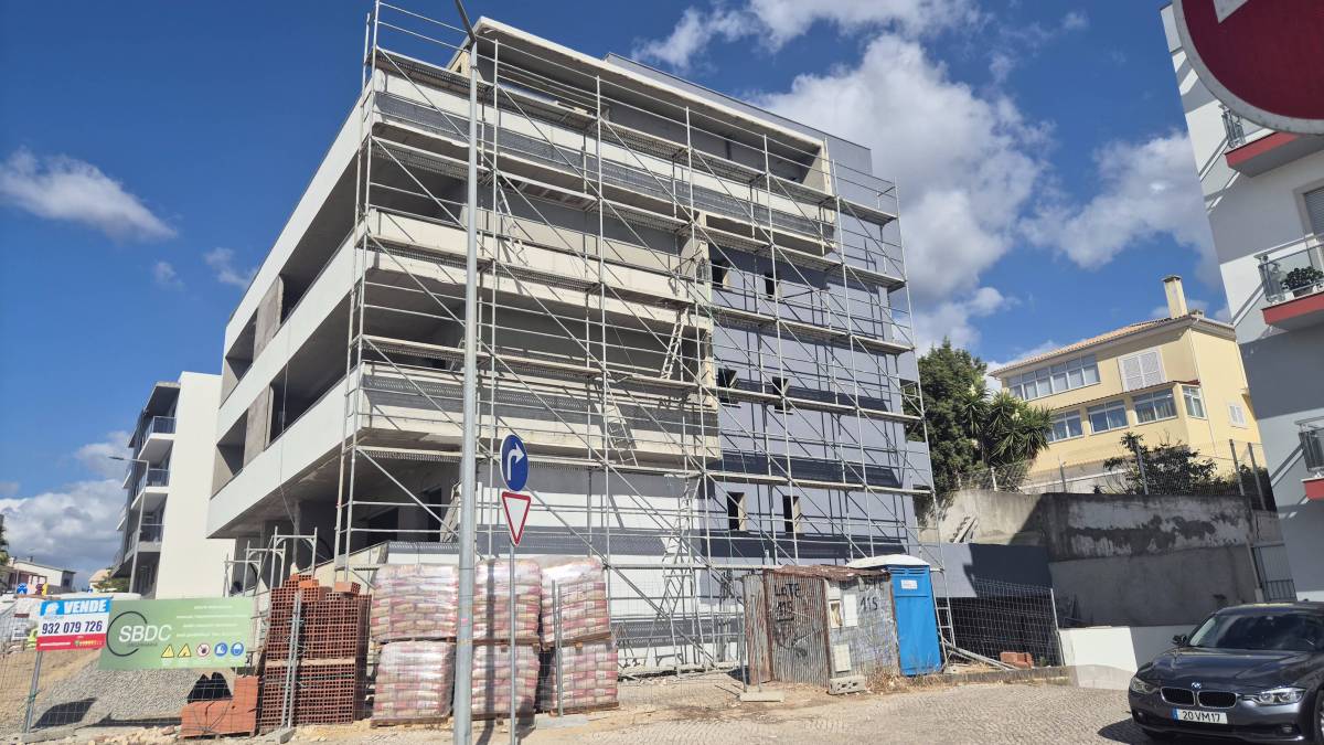 SBDC ENGENHARIA E CONSTRUÇÃO LDA - Setúbal - Instalação, Reparação ou Remoção de Revestimento de Parede