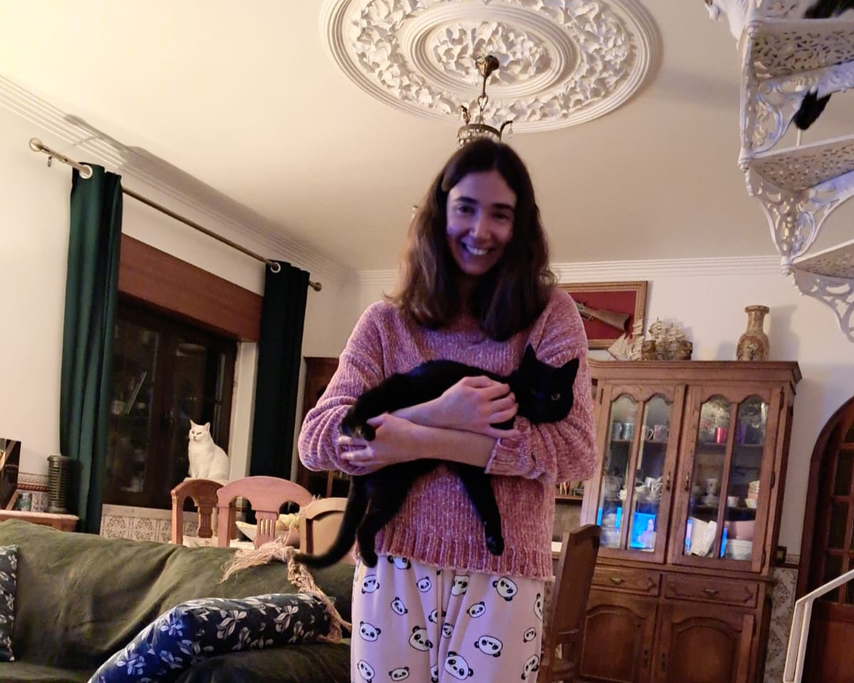 Jéssica - Almada - Pet Sitting