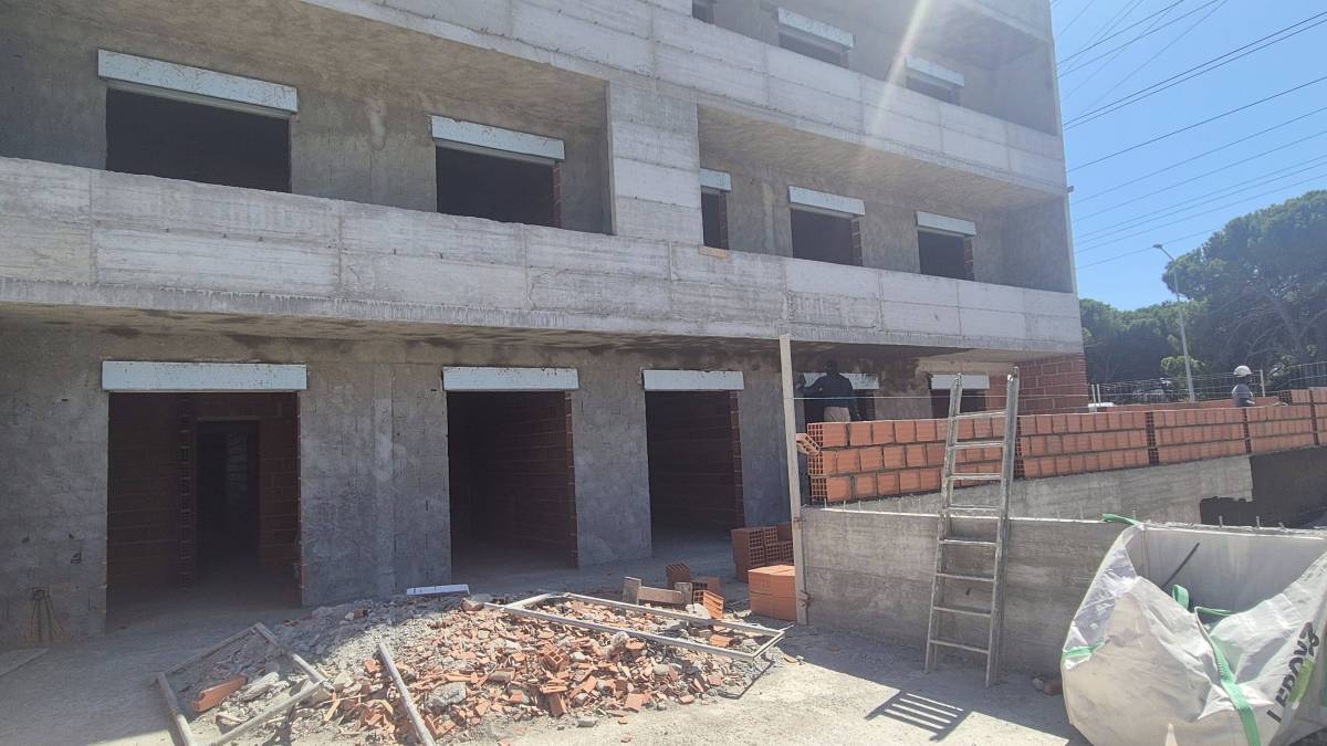 SBDC ENGENHARIA E CONSTRUÇÃO LDA - Setúbal - Reparação e Texturização de Paredes de Pladur