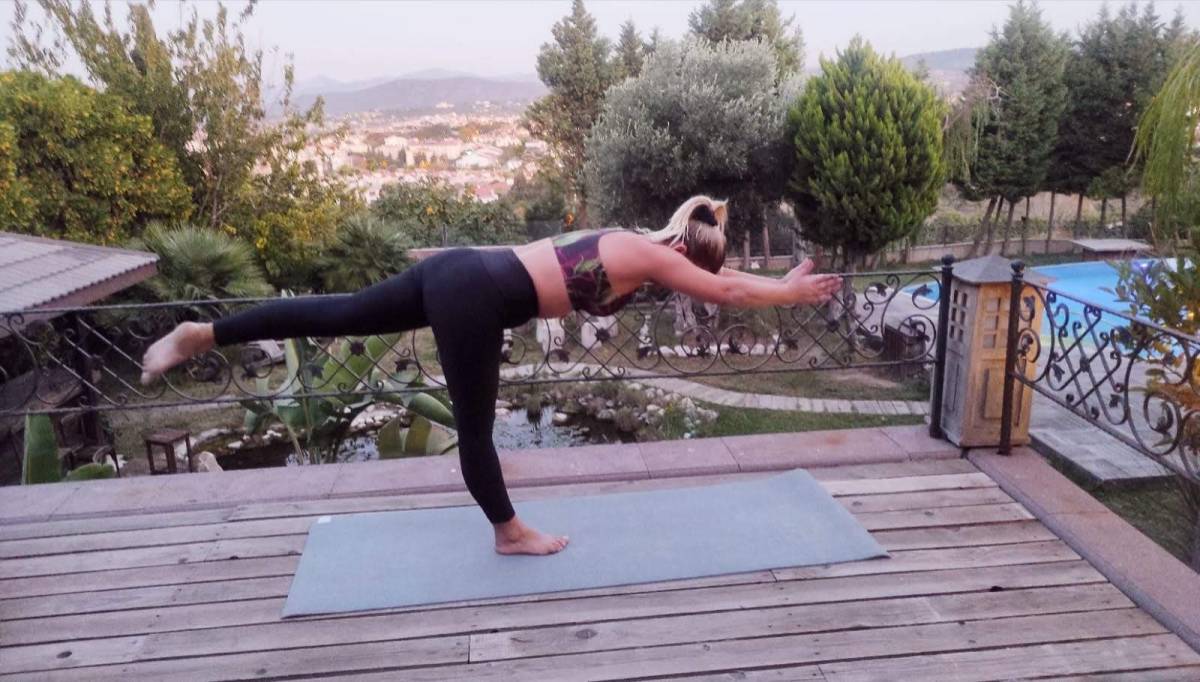 Yogini doula yasemin - São Brás de Alportel - Entrenamiento por intervalos de alta intensidad (HIIT)