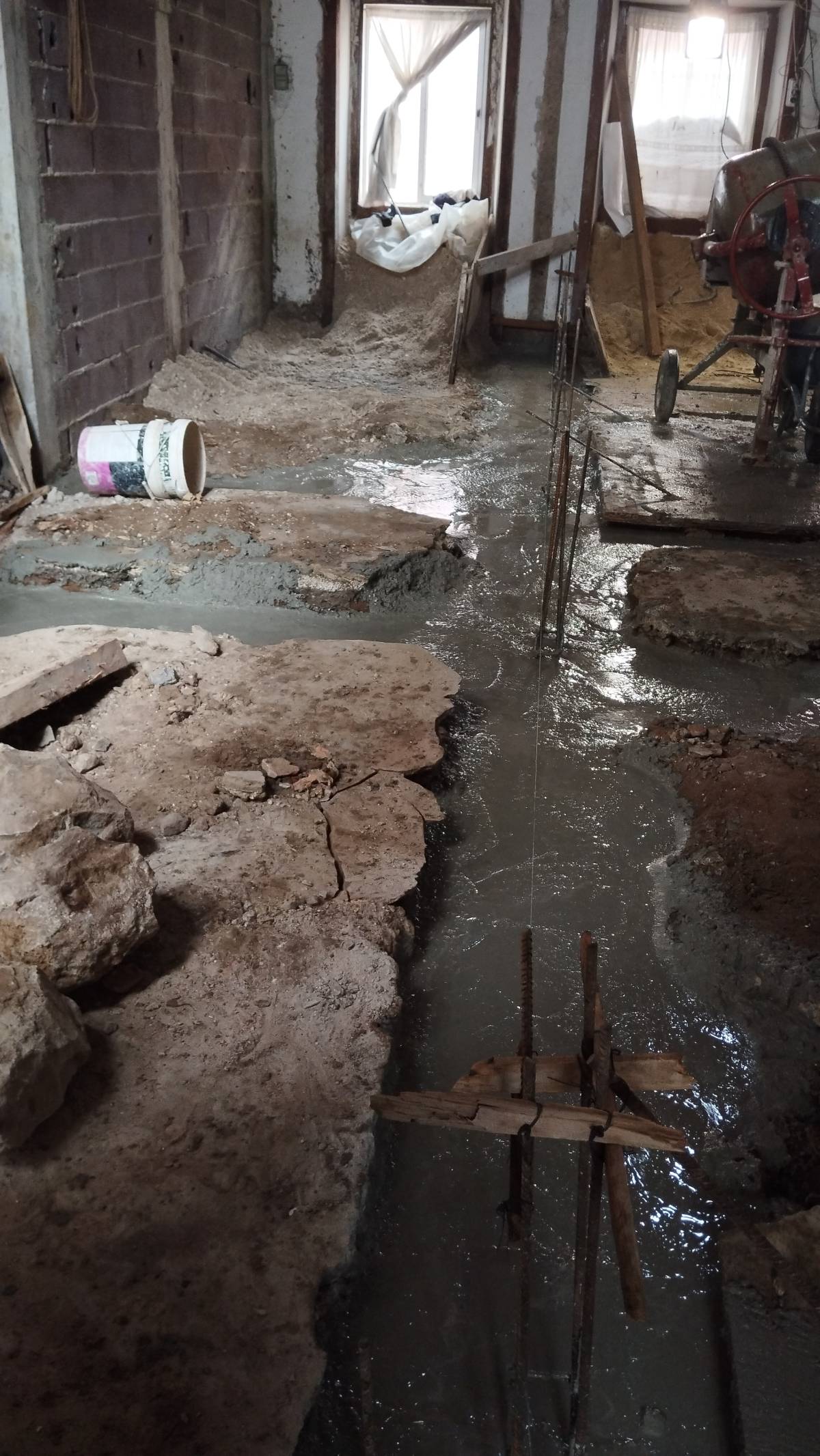 Juvenildo Cavalcante - Caldas da Rainha - Reparação ou Manutenção de Bomba de Água