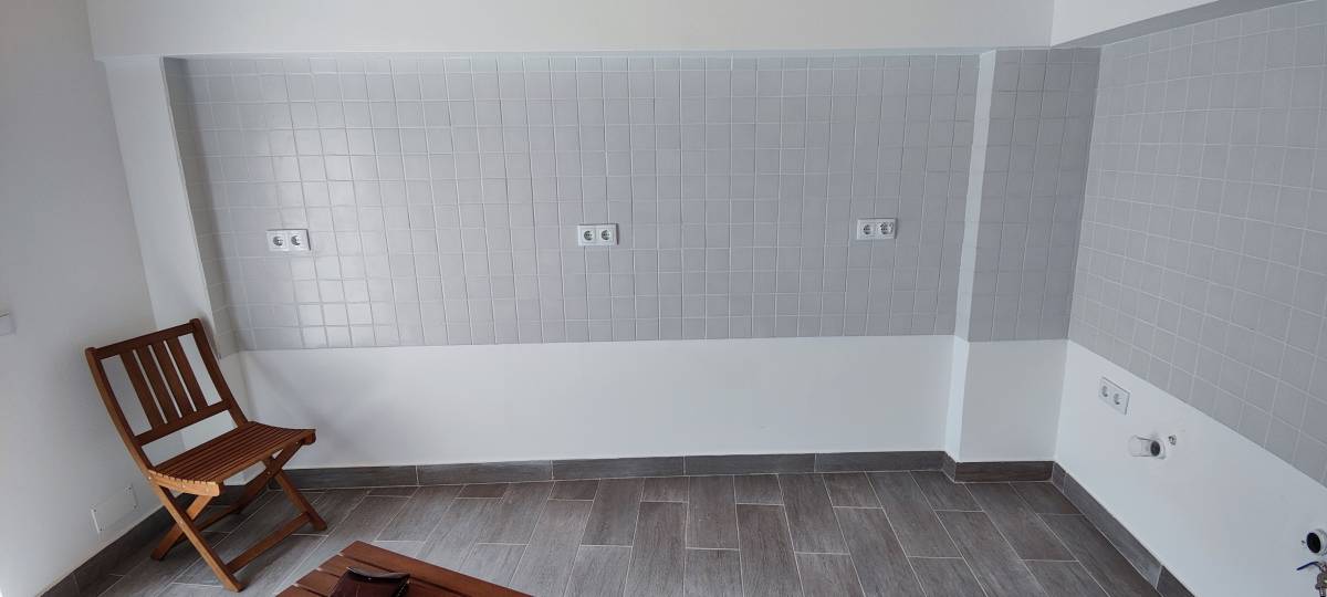 Peixoto Edificações - Vale de Cambra - Réparation de papier peint