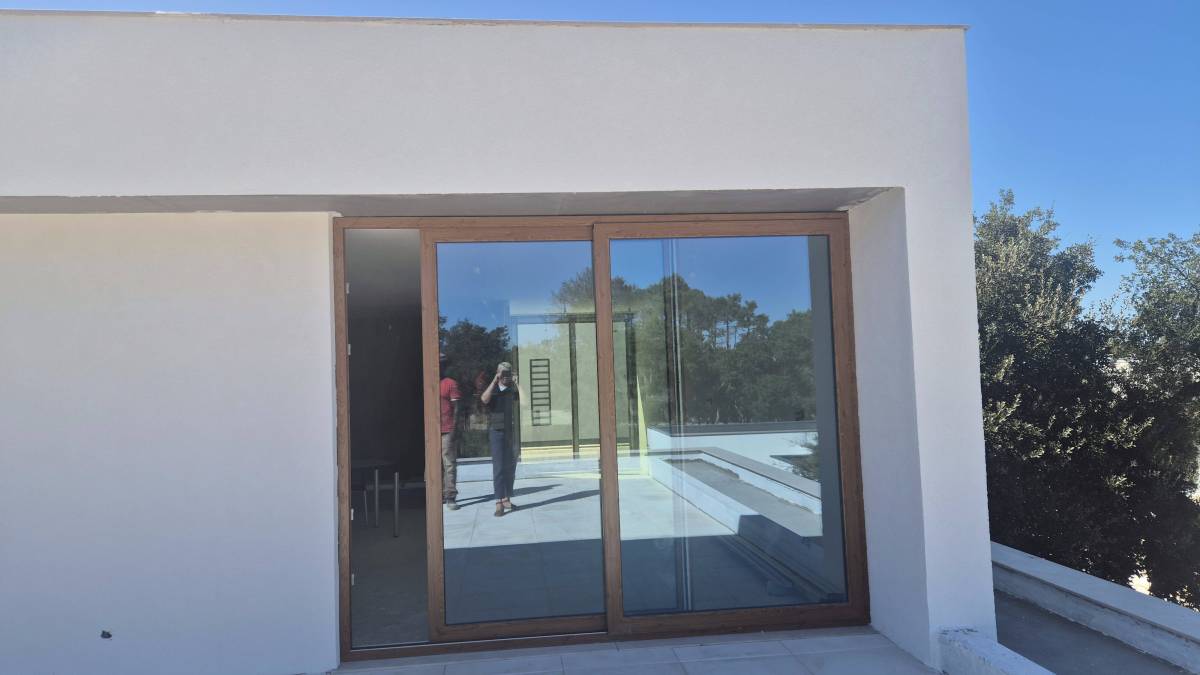 SBDC ENGENHARIA E CONSTRUÇÃO LDA - Setúbal - Instalação de Pavimento em Betão