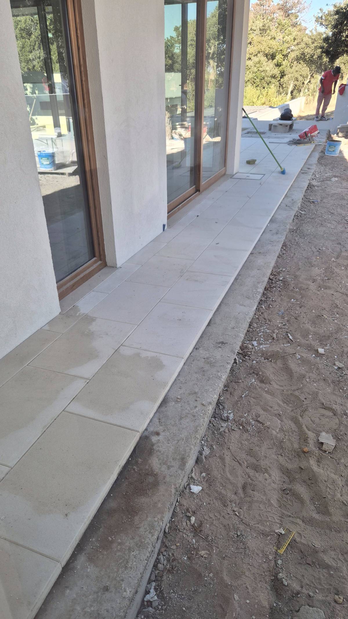 SBDC ENGENHARIA E CONSTRUÇÃO LDA - Setúbal - Instalação de Pavimento em Pedra ou Ladrilho