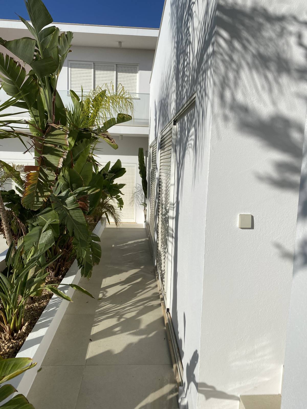 Jhone - Faro - Pintura Exterior