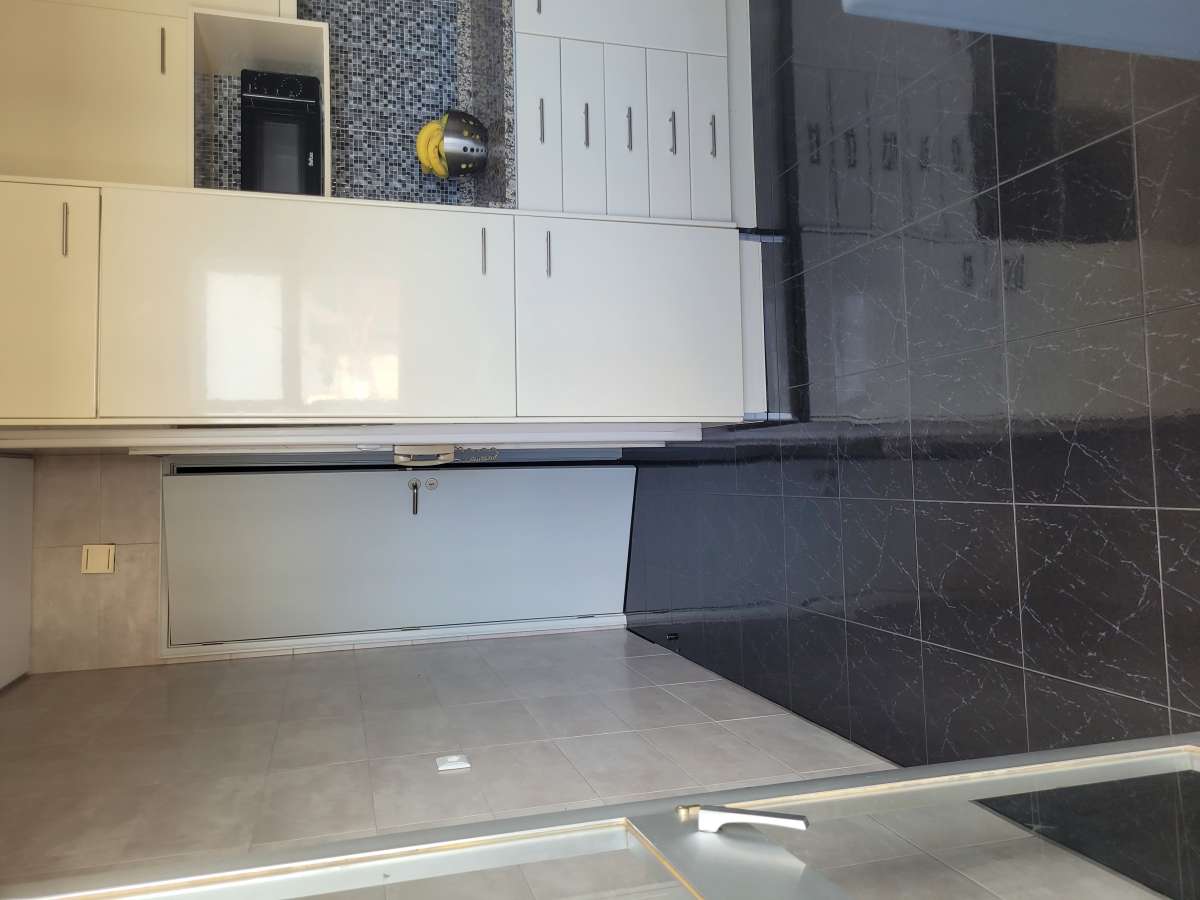 Sara ribeiro - Vila Nova de Gaia - Window Blinds Cleaning