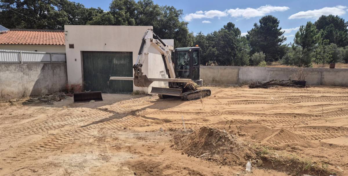 SBDC ENGENHARIA E CONSTRUÇÃO LDA - Setúbal - Demolição de Construções