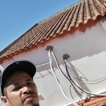 Cleiton - Cascais - Reparação de Papel de Parede