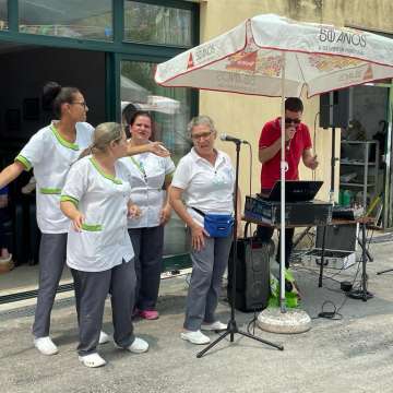 Ricardo Santos Karaoke - Coimbra - Aluguer de Máquina de Karaoke