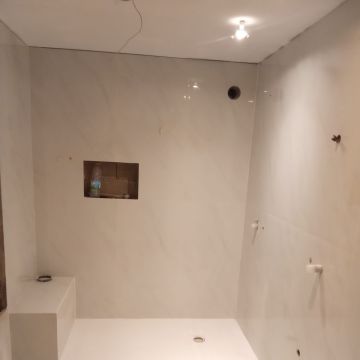 Letícia - Guimarães - Siding Installation, Repair, or Removal