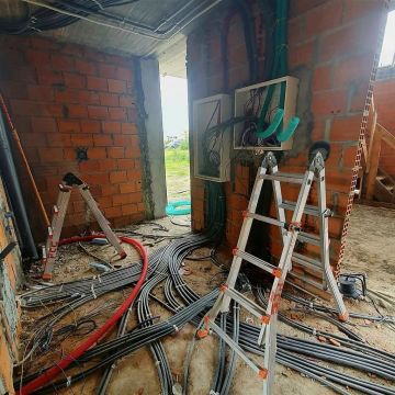 SBDC ENGENHARIA E CONSTRUÇÃO LDA - Setúbal - Limpa-neves (Residencial)