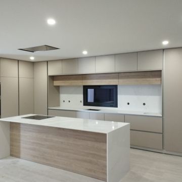 RS Pinturas e Lacações de Móveis - Almada - Außenanstrich