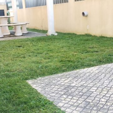 Eli Ricardo - Palmela - Lawn Mowing and Trimming