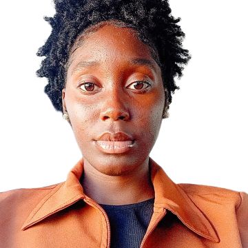 Emanuela Zahui - Moita - Limpeza a Fundo