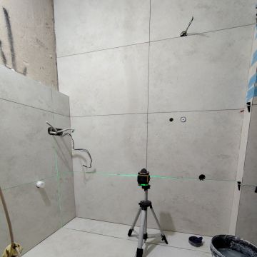 Rotaru finisaje - Loulé - Pose de carrelage