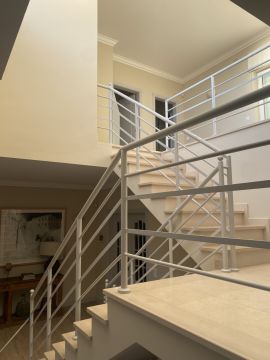 Jhone - Faro - Construção de Piscina Abaixo do Solo