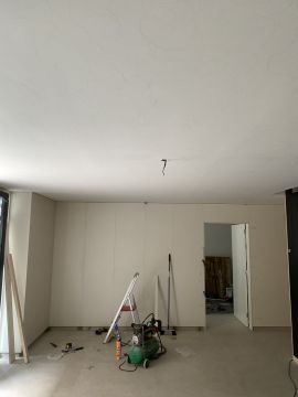 Lautaro Murua - Matosinhos - Dachrinnen montieren oder austauschen