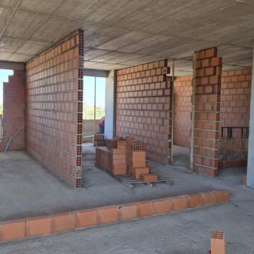 SBDC ENGENHARIA E CONSTRUÇÃO LDA - Setúbal - Corte e Aparação de Relvado