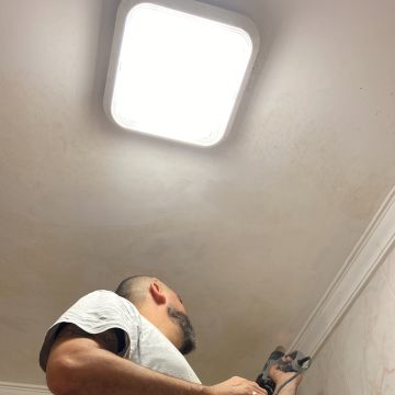 Letícia - Guimarães - Roof Installation or Replacement