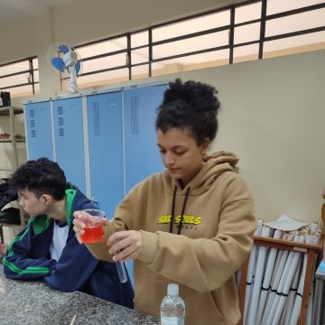 Giuliana Paredes - Alenquer - Nachhilfe in Physik