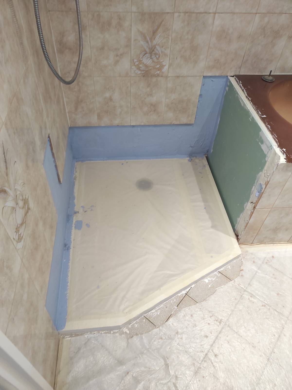Khawar Shahzad - Amadora - Septic System Repair or Maintenance