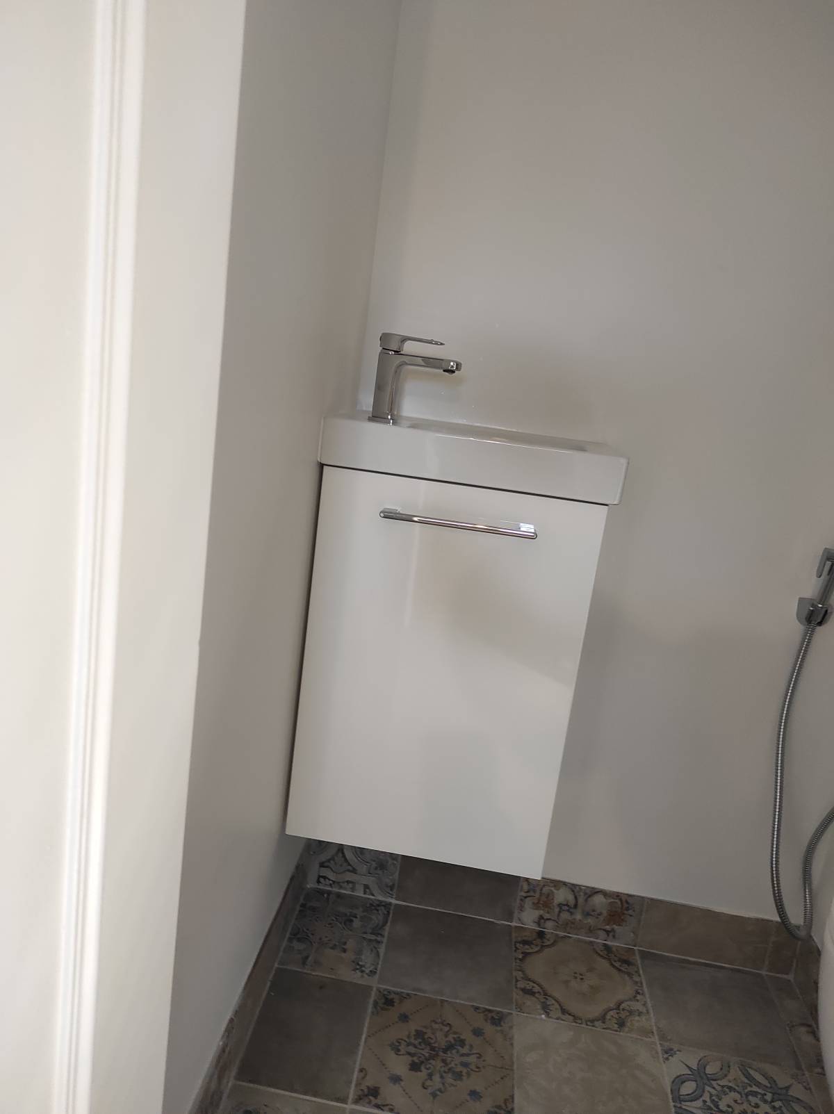 Khawar Shahzad - Amadora - Outdoor Plumbing Installation or Replacement