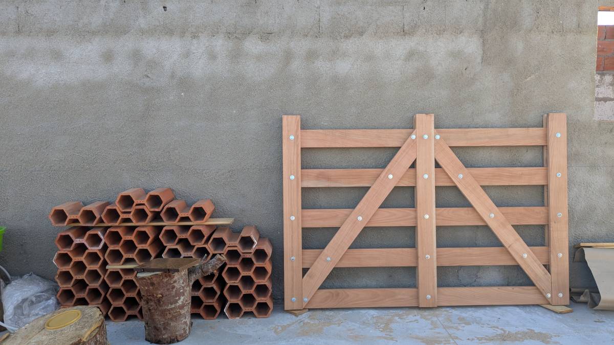 Silvio + Atlas Atelier - Setúbal - Reparação de Armários