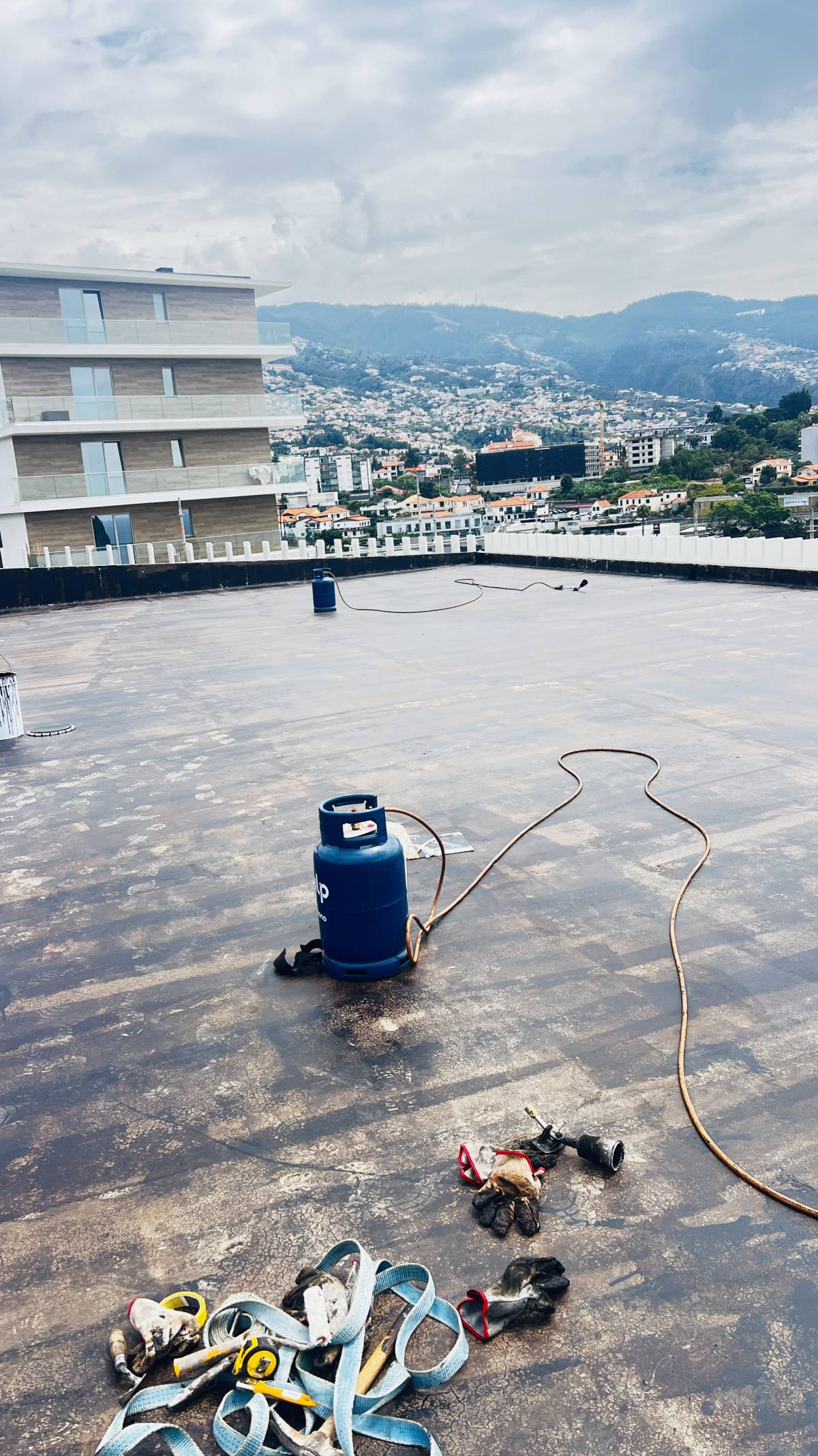 GHULAM MUSTAFA pintura e impermeabilização - Ribeira Brava - Étanchéité de la maison