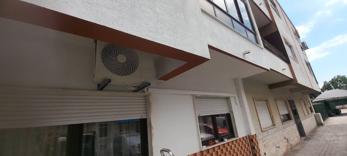 Leonnardo djulio - Almada - Zentrale Klimaanlage warten