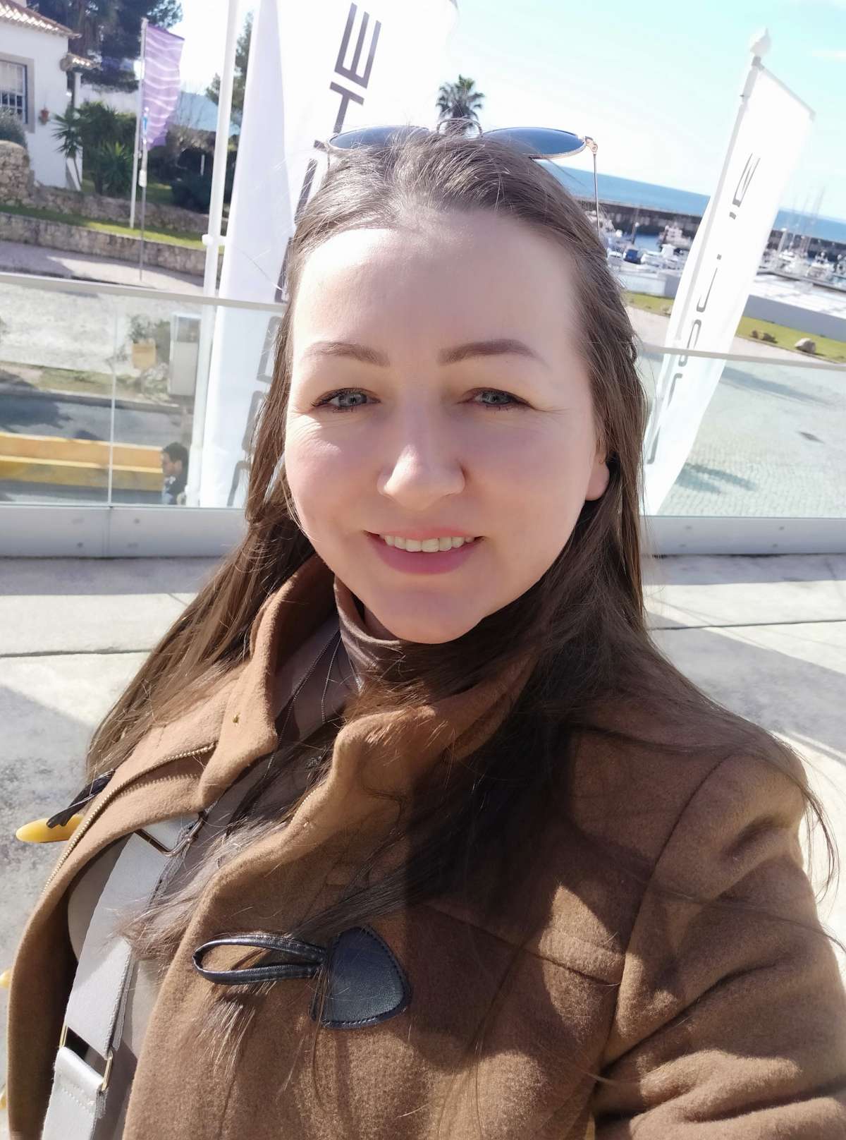 Keli Regiane Becker - Lisboa - Limpeza Geral