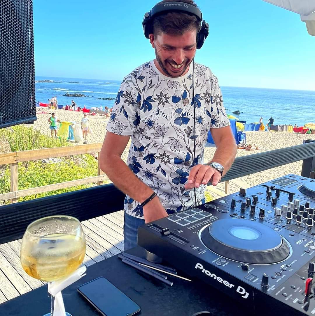 Dj Manoff - Barcelos - Bauchredner