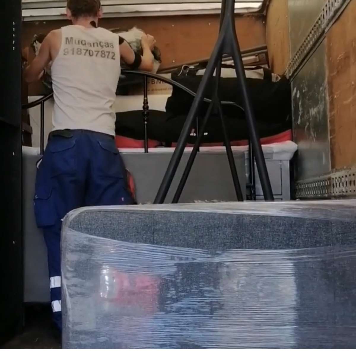 Marta Antunes - Lisboa - Furniture Moving and Heavy Lifting