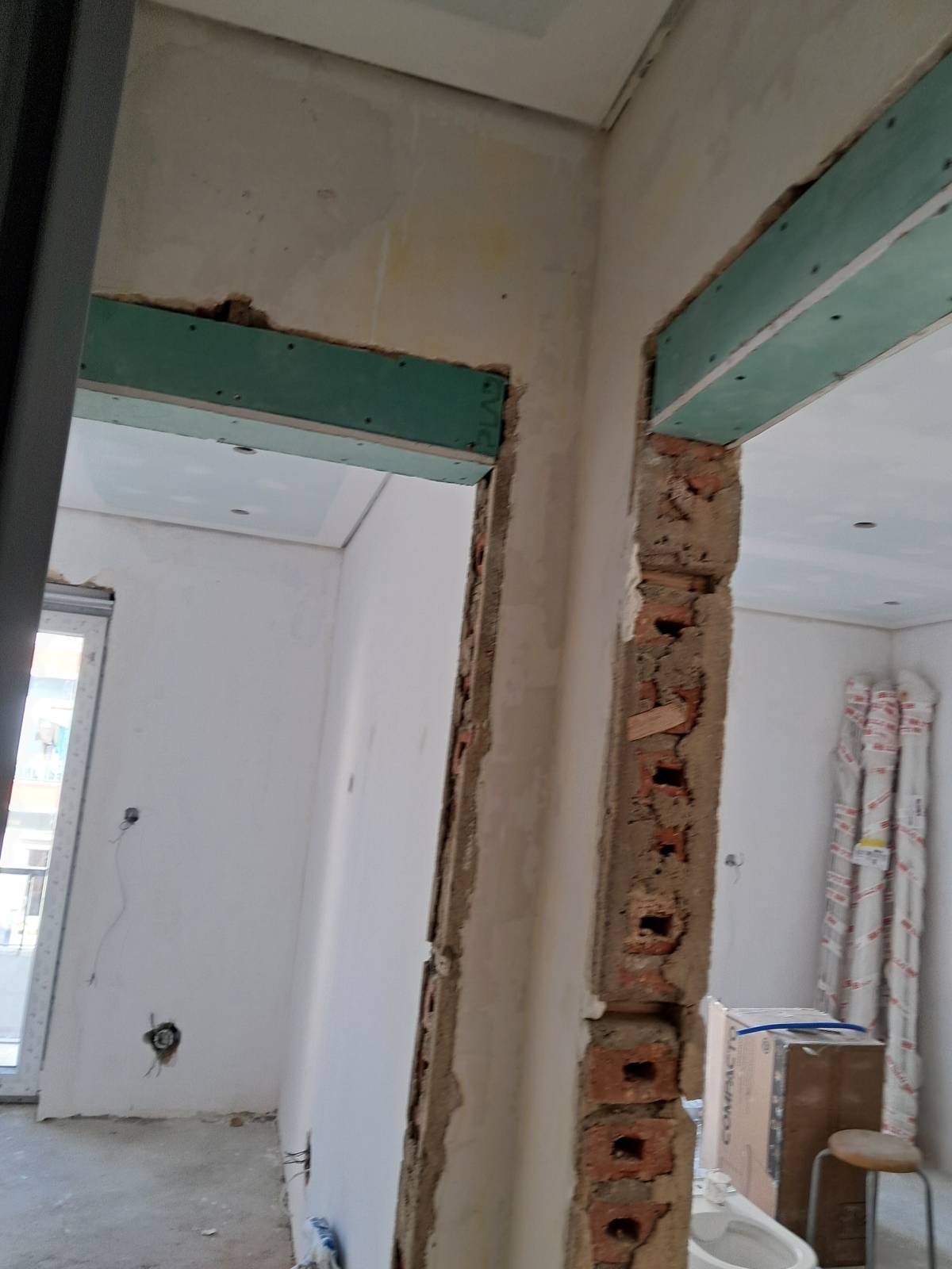 AR Remodelacões - Mafra - Construção de Parede Interior