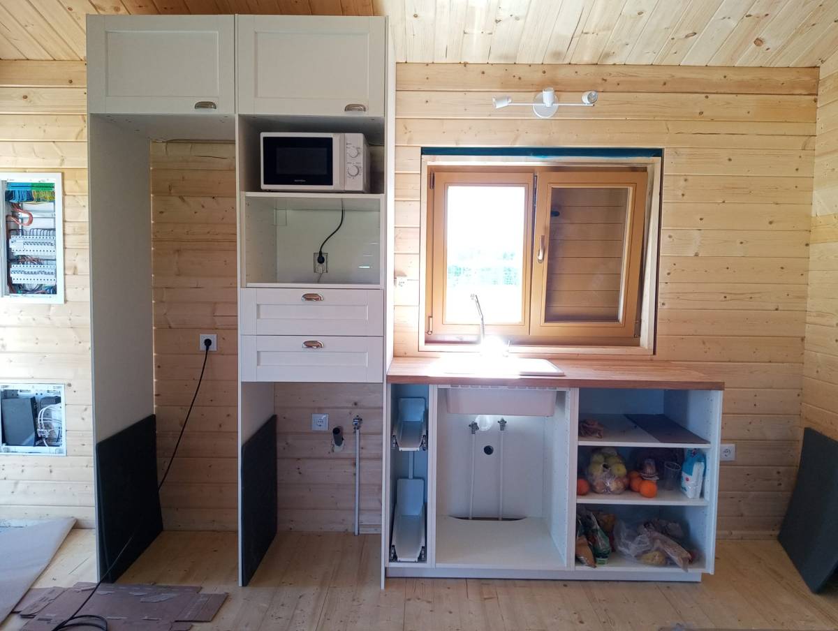 Silvio + Atlas Atelier - Setúbal - Remoção de Arbustos