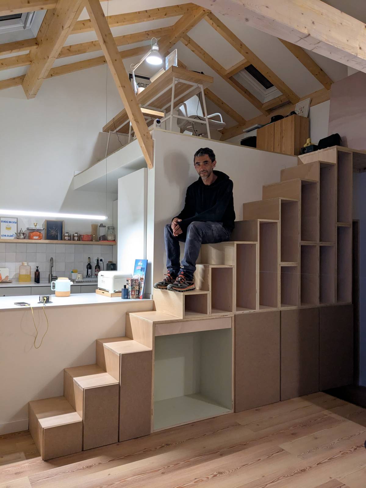 Silvio + Atlas Atelier - Setúbal - Poda e Manutenção de Árvores